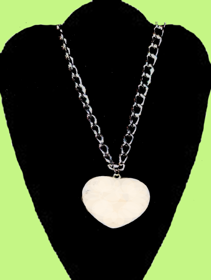Colgante corazon Blanco Con cadena